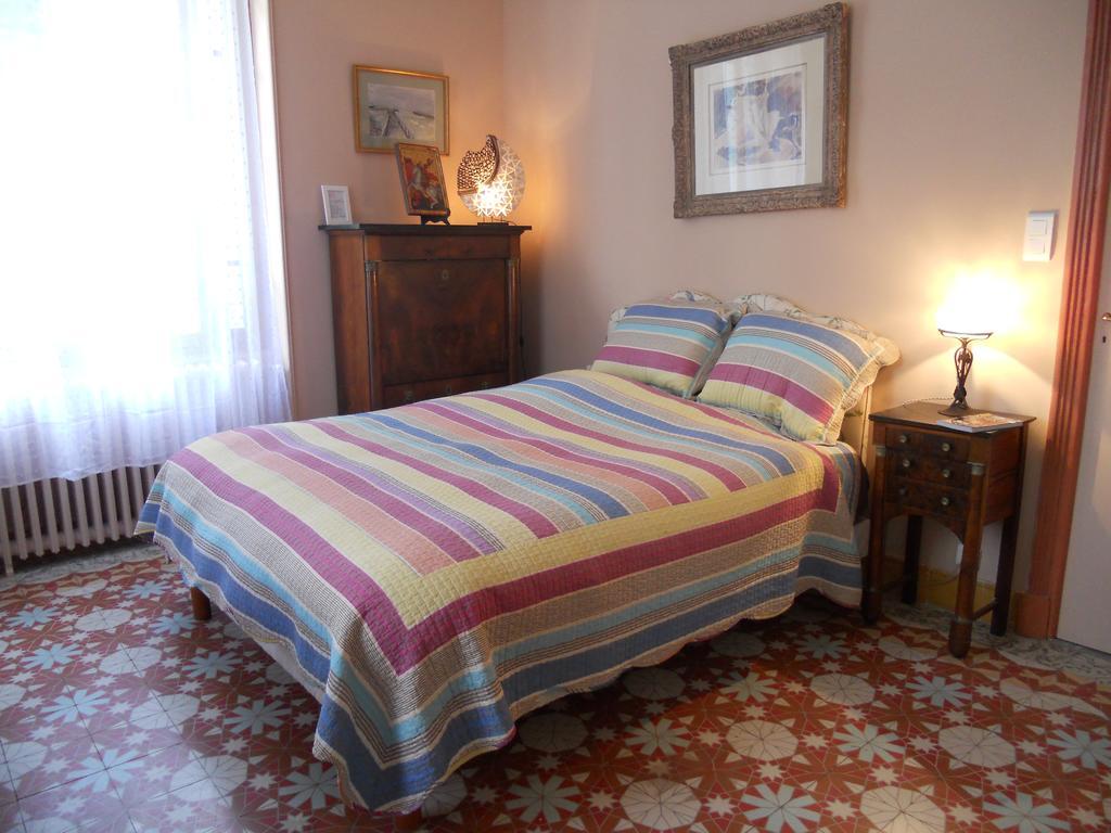 Villa Hanna Combas  Екстериор снимка
